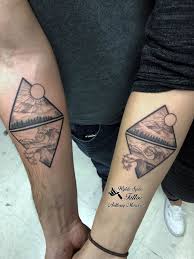 Best Black And Grey Tattoo Artists In San Diego Geometric Tattoo With Mountains And Japanese Style Waves Tattoos Geometric Tattoo Body Tattoos