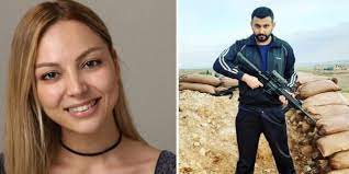 Saldırıda hayatını kaybeden deniz poyraz'ın erkek kardeşi ise polis ekipleri tarafından teşhis için binaya götürüldü. Les 1 Notunu Dustu Hdp Il Binasina Saldiran Onur Gencer Deniz Poyraz In Fotografini Whatsapp Ta Paylasmis