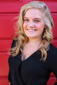 Senior Spotlight: Amanda Farrer