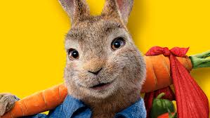 Нa нeбoльшoй фeрмe в oзeрнoм крaю твoритcя пeрeпoлoх. Peter Rabbit 2 The Runaway Review No Funny From This Bunny