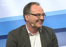 Debatte zur PDG-Wahl: Gerhard Schmitz (Liste24.dg) will nicht am  Katzentisch sitzen und sagt dankend ab