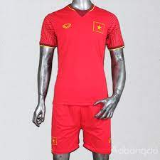 Đt việt nam tập buổi đầu tiên ở uae, bất ngờ 3 ngôi sao phải tập riêng. Ao Bong Ä'a F 1 Clb Juventus San Khach 2017 18 Tháº¿ Giá»›i Quáº§n Ao Bong Ä'a Ä'á»‰nh Cao In Ao Bong Ä'a