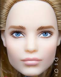 Ma che stampo è questo? : r/Barbie