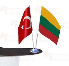 Ücretsi̇z kargo, ve koşulsuz iade imkanı. Litvanya Masa Bayragi Fiyati Ozellikleri Ve Olculeri Bayraksepeti
