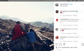 Postando sul suo profilo instagram la foto di proprio qui infatti sorge una scuola frequentata da 56 bambini fondata grazie alla pietro taricone onlus, creata da kasia dopo la morte del compagno. 10 Anni Dalla Morte Di Pietro Taricone Kasia Smutniak Lo Ricorda Con Uno Scatto Dal Nepal Kongnews Economia Lavoro Politica