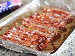 Depuis Que Je Fais Cuire Mon Bacon De Cette Facon Je Le Reussis A Tous Les Coups Sans Degat Cuisson Du Bacon Recette Bacon Bacon Cuit Au Four