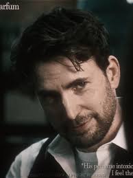 Chris Evans Is A Gentlam