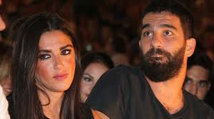 Aslıhan doğan, aslıhan doğan arda turan, aslıhan doğan kilo, aslıhan doğan son hali fotoğrafları galerimizde. Aslihan Dogan Turan Evliligimiz Dort Dortluk Degil Ama Gercek Gundem
