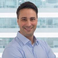 200+ perfiles de «Amacker»