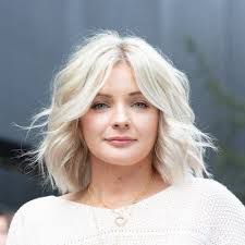 Medium length layered haircut with curtain bangs. Curtain Bangs Styles To Try In 2021 All Things Hair Us