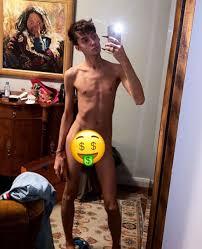 Андрей Петров слитые откровенные фото без цензуры (52 фото)