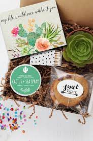 Finding the best thank you gifts can be challenging. 20 Awesome Gifts That Are Perfect For Saying Thank You Miss You Gifts Thank You Gifts Gifts