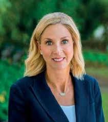 Carli Scott's Instagram, Twitter & Facebook