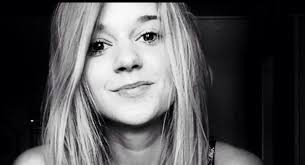 Première féminine pour Lena Herrmann, 21 ans, dans le Frankenjura ·  PlanetGrimpe