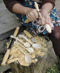 Sculpture Sur Bois Massif Debutant Outils Cuisine Cuilliere Sculpture Bois Into The Wood Ustensiles De Cuisine En Bois