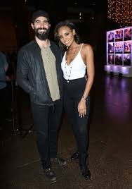Tyler Hoechlin And Meagan Tandy In The Finale Party