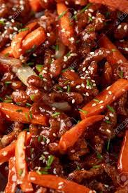 Add the beef mince and use a wooden spoon to break it apart. Crispy Shredded Beef With Carrots And Sweet Chilli Sauce Chinese Stock Photo Picture And Royalty Free Image Image 119118865