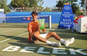 Lorenzo started playing tennis at the age of 11, encouraged by his father giorgio and his coach gipo arbino, who still supports him today. Lorenzo Sonego Feiert Ersten Atp Titelgewinn Bei Den Antalya Open Tennisnet Com
