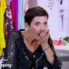 Avec sa coupe de cheveux bien particulière, cristina cordula est a été convoitée par les agences de mannequins comme delphine, zen et neo. Out Of Context Cristina Cordula On Twitter