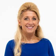 This evening, Kathy Cannon made Admin Awards history as the first ever  two-time winner of an Admin Award, the 2022 Silicon Valley Admin Awards  Loyalty Award! In 2017 Kathy also won the