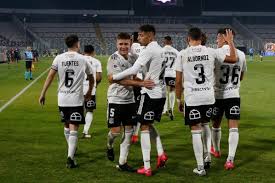 La fundacion de colo colo, salvo en sus motivaciones, no difiere en nada a la que pudo tener cualquier club deportivo de barrio de nuestros dias. Esta Seria La Probable Formacion De Colo Colo Camarin