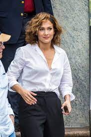When jennifer lopez was young, she had a much shorter haircut compared to the longer do she sports today. Take A Closer Look At Jennifer Lopez S Short Haircut Glamour