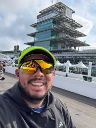 It was a beautiful day in Virginia Beach for the Yuengling Shamrock  Marathon weekend. Today was the 8k. Since it was my first 8K that makes it  a PR right?! 🤣