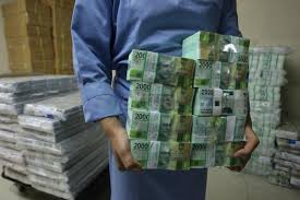 Kerja sama ini disebut akan menguntungkan indonesia, karena dalam transaksi perdagangan dengan china tak lagi dibutuhkan dolar as sebagai alat pembayaran. Jokowi Minta Nilai Tukar Dengan Mata Uang China Kini Rupiah Baru Pun Mirip Yuan Aktual Com