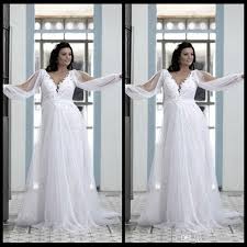 Take your place by the bride in a flowing beach bridesmaid dress from modcloth, and mimic the effortlessness of the scenery with our classic silhouettes, breezy fabrics, and ethereal details. Discountbeautiful Plus Size Wedding Gowns 2020 Ivory Beach Cheap V Neck Lace Bodice Empire Waist Flowing Chiffon Long Bridal Gowns With Long Sleeve From Bridelee 108 6 Dhgate Com