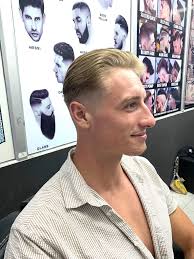 Hipster barbershop koh Tao.เกาะเต่า เกาะพงัน‎