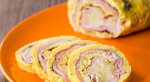 Rotolo prosciutto e formaggio | si tratta di una variante della classica frittata arricchita al suo interno da prosciutto e scamorza ma che può essere presentato in varianti diverse a seconda del gusto e delle situazioni. Fratelli Beretta Senza Glutine Involtino Di Frittata Con Prosciutto Cotto