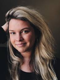 Poet Kate Baer '07 debuts with No. 1 NYT bestseller