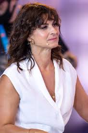 Enjoy the videos and music you love, upload original content, and share it all with friends, family, and the world on youtube. Marlene Lufen Sie Berichtet Ergriffen Von Aufwuhlendem Erlebnis Gala De