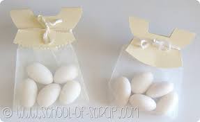 Adatto per tutte le occasioni.occorrente1 gomitolo aman. Come Fare Sacchetti Per Bomboniere Tutorial In Italiano