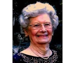 Carolyn Hedges's Instagram, Twitter & Facebook