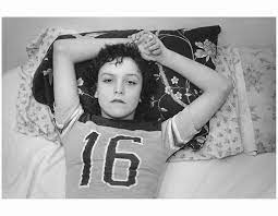 Mary ellen simonsen and mary e simonsen are some of the alias or nicknames that mary has used. Mary Ellen Mark C Pleasurephoto