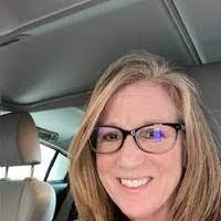 Aida Fiallos's Instagram, Twitter & Facebook