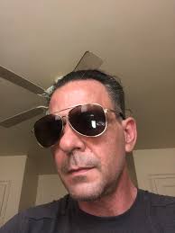 Back to School event tomorrow in Dundalk in need of a few barbers for boys  cuts. Would you consider donating your time for a great cause? I'm sure you  can leave cards