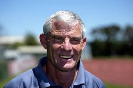 Athletics: Sizzling sun pushes pole vault to 5pm