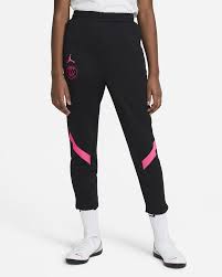Mit unseren trainingsanzügen machst du auch im alltag eine gute figur. Paris Saint Germain Strike Fussball Trainingsanzug Fur Altere Kinder Nike De
