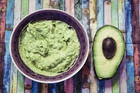 Was Der Korper Braucht Isst Du Genug Fett Fit For Fun Avocado Kerne Bestes Guacamole Rezept Lebensmittel Essen