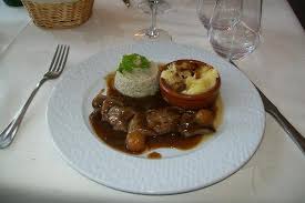 Les Quatre Saisons Saumur Restaurant Avis Numero De Telephone Photos Tripadvisor