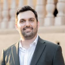 Norvik Azarian, Lawyer in Burbank, California