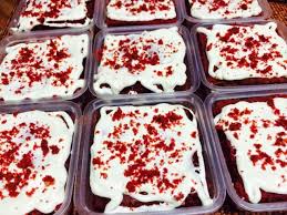 Resepi ini bukan sahaja digunakan untuk menyediakan kek tapi juga untuk disediakan cupcake dan juga red velvet cheese cake brownies. Kek Red Velvet Sedap Gebu Dan Lembut Ain Sweet Kitchen Com