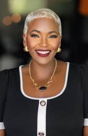 Lynn Marine, REALTOR ®️ Team Linda Simmons Real Estate