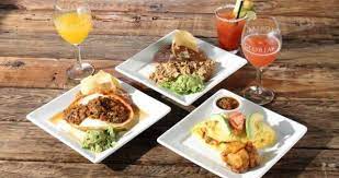 The First Houston Outpost Of Dallas Salvadorian Meets Mexican Chain Gloria S Opened Midtown In June 2012 Ex Grilled Pork Tenderloin Sour Cream Chicken Fajitas