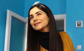 Diğer terzilerden farklı olan arka mahalle. Unlu Ressam Frida Kahlo Ya Turk Sinemasi Yorumu Feride