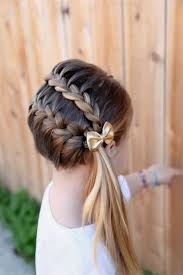 1001 Schone Frisuren Fur Madchen Zum Nachstylen Flechtfrisuren Lange Haare Kinder Flechtfrisur Lange Haare Haare Madchen