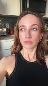 Exploring the Influence of Fleabag in Modern Culture