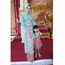 Jan 29 2021 baju pesta muslimah baju pesta remaja kebaya pesta kondangan model gaun. 80 Model Baju Pesta Couple Untuk Anak Paling Hist Modelbaju Id